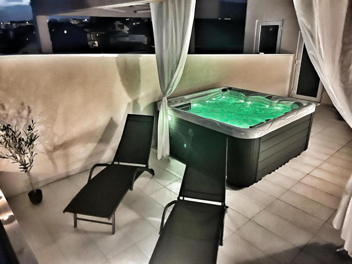 Olive Oasis Penthouse With Jacuzzi Zadar Exterior foto